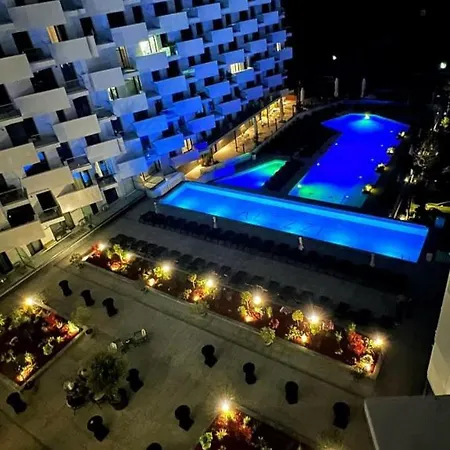 شقة Infinity Pool Luxury And